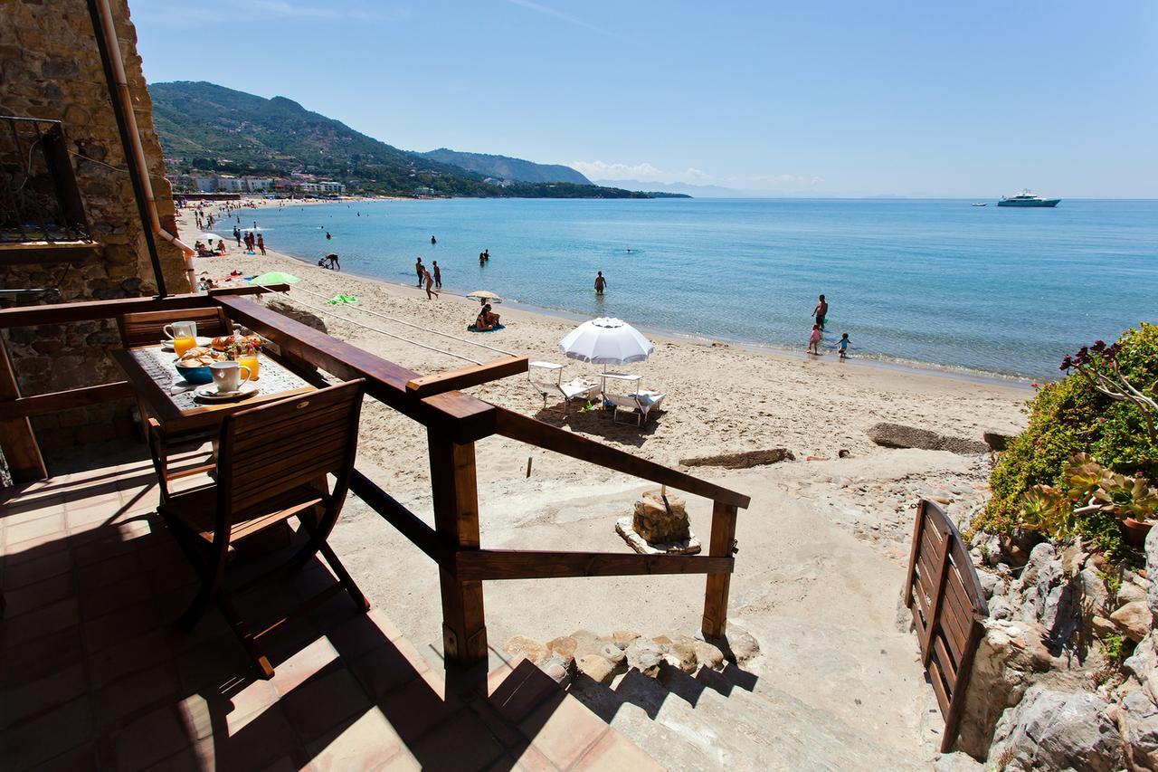 Nido Al Mare - By Vacation Service Чефалу Екстериор снимка